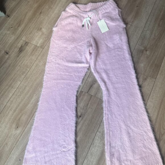 m n m l MEDSIUM pink fuzzy pants RAVE and casual streetwear ACRYLIC material - Picture 1 of 4